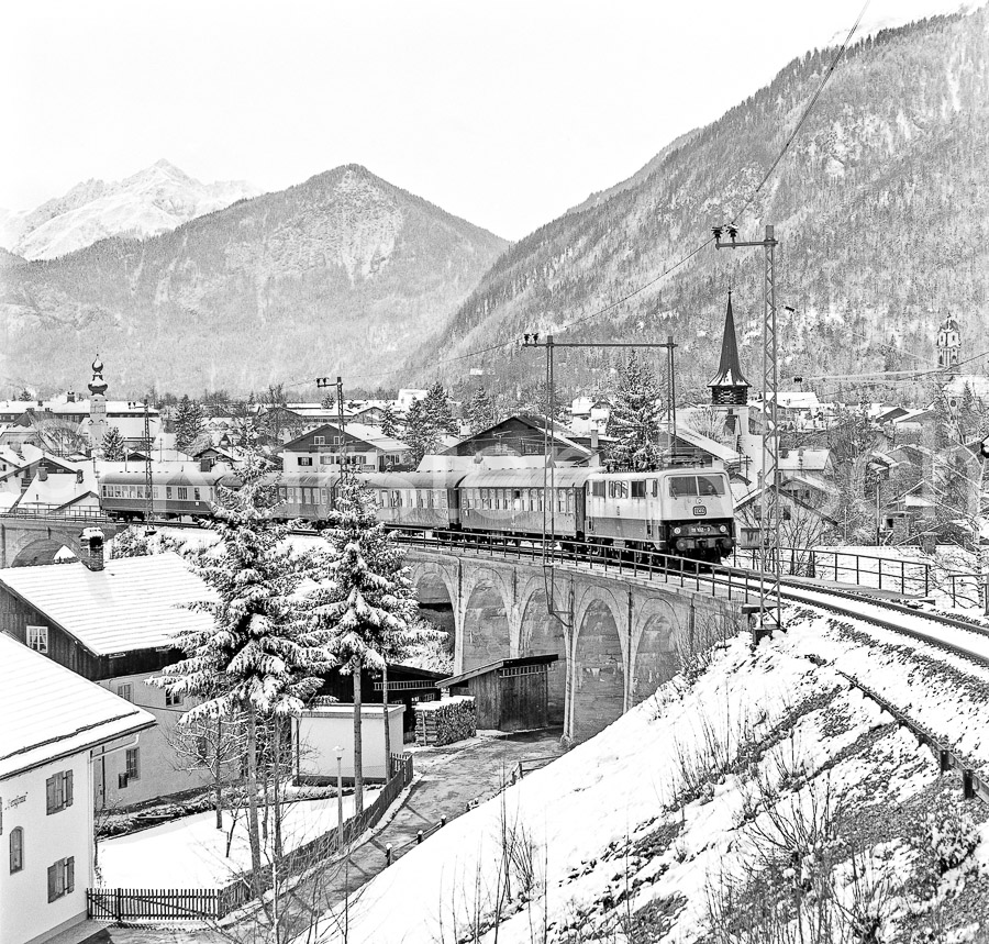 960 117,8 - 1979 31_KR96112