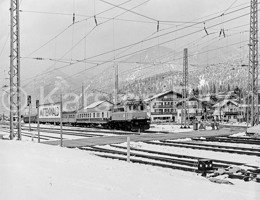 960 118,5 - 1978 21_KR93019