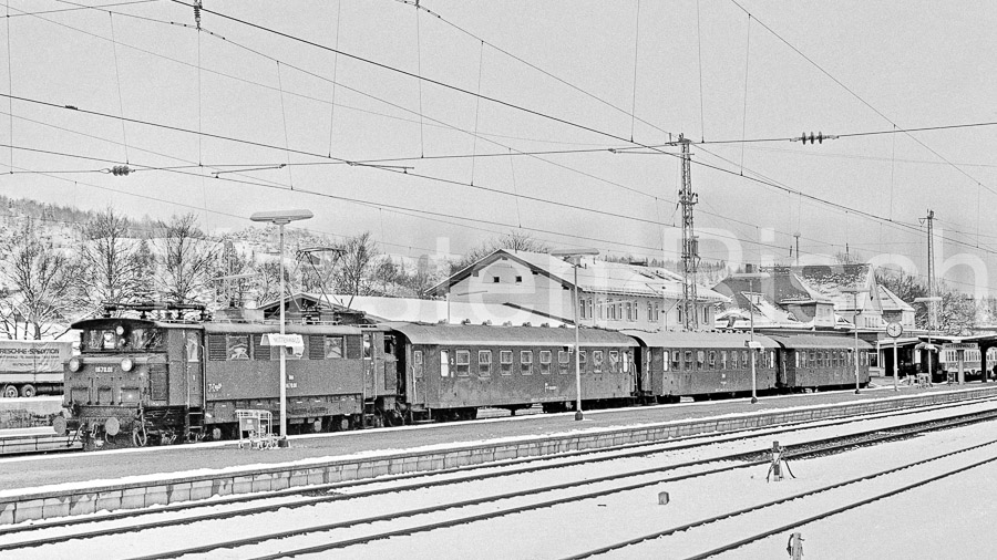 960 118,5 - 1978 24_KR93091