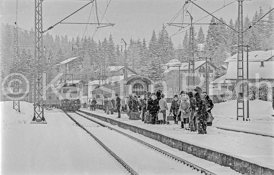 960 128,5 - 1978 28_KR93212