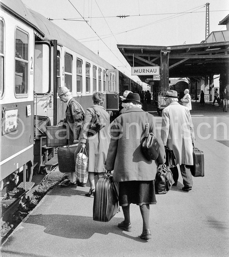 960  74,9 - 1980 46_KR60110