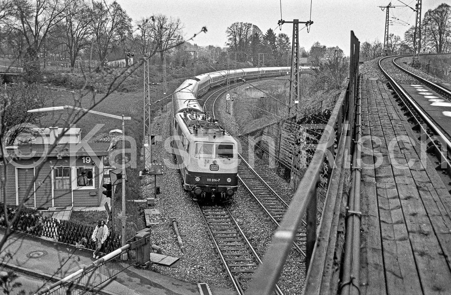 960 75,4 - 1980 44_KR60024