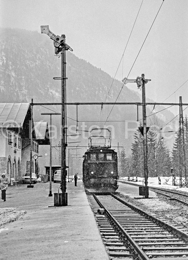 965 13,3 - 1978 24_KR93104