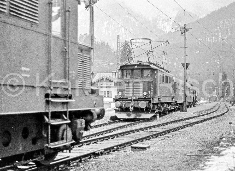 965 5,5 - 1978 25_KR93146