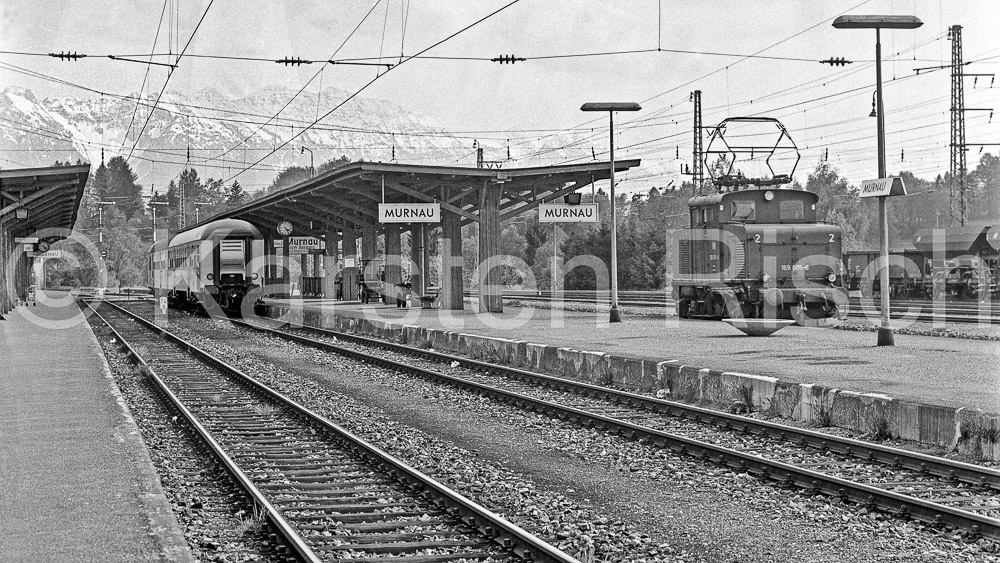 963 0,0 - 1978 106_KR24681