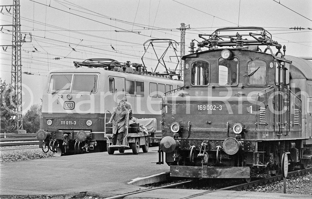 963 0,0 - 1980 44_KR60032