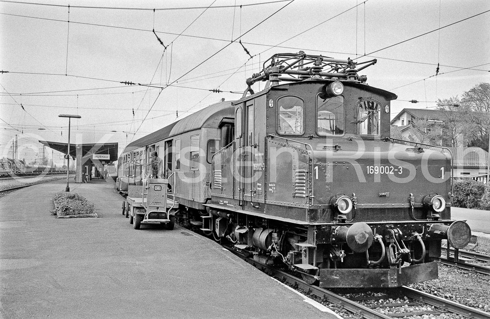 963 0,0 - 1980 44_KR60043