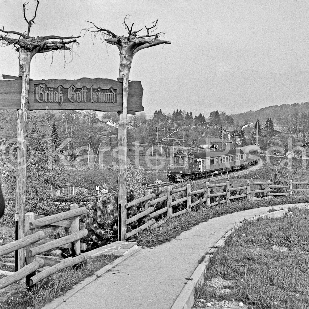 963 12,4 - 1980 43_KR60019