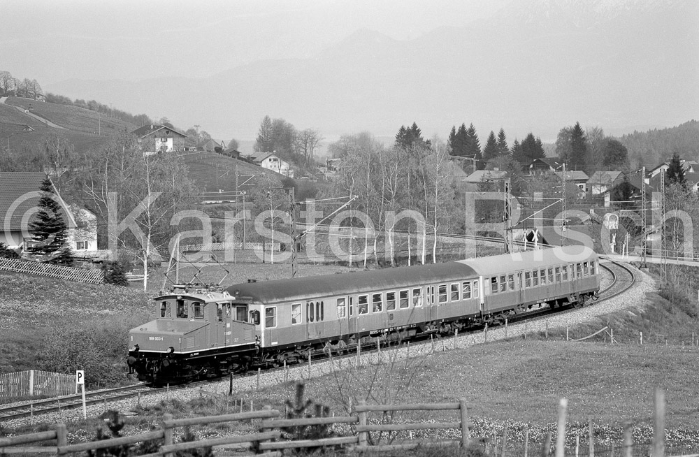 963 12,4 - 1980 45_KR60086