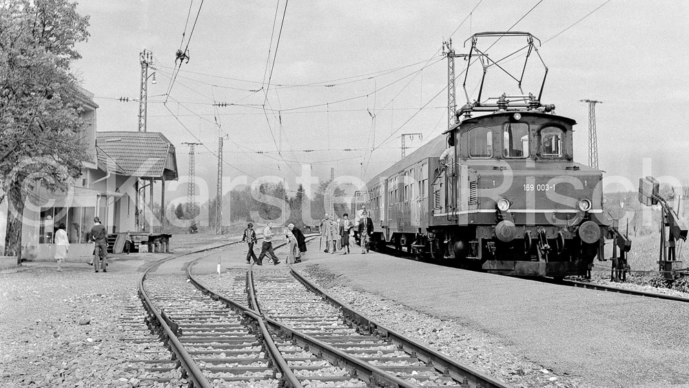 963 14,3 - 1978 103_KR24597