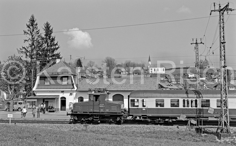 963 14,3 - 1980 45_KR60064