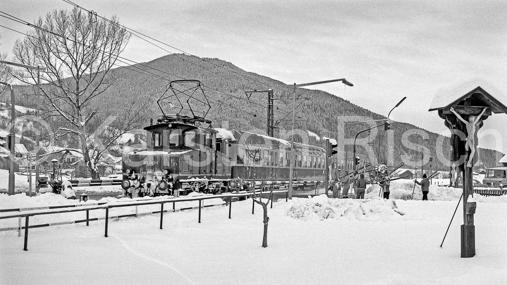 963 16,5 - 1980 11_KR39223