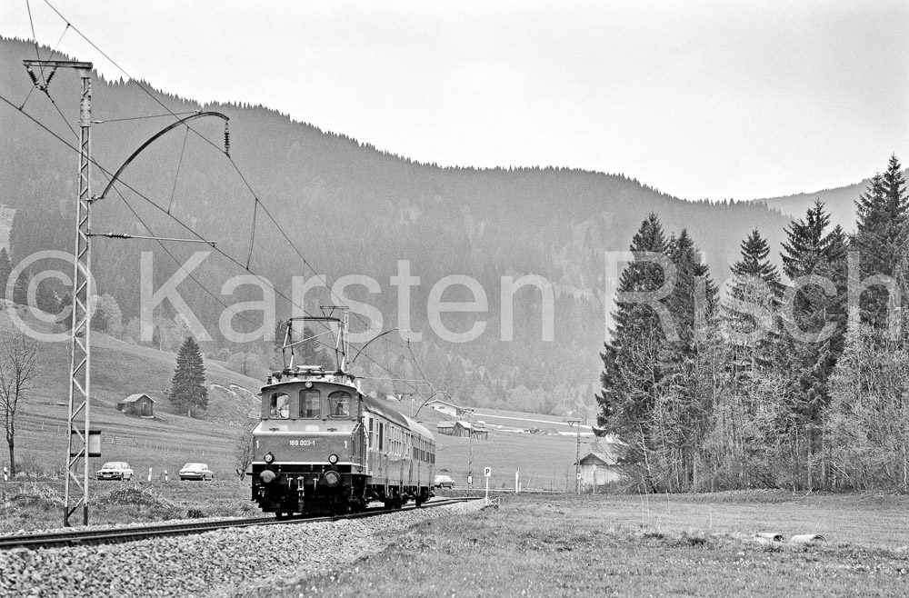 963 21,6 - 1980 45_KR60080