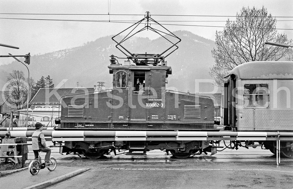 963 23,7 - 1980 44_KR60048