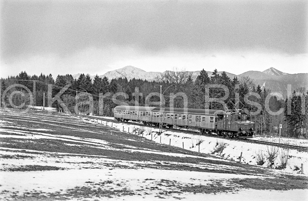 963 3,0 - 1978 34_KR93327