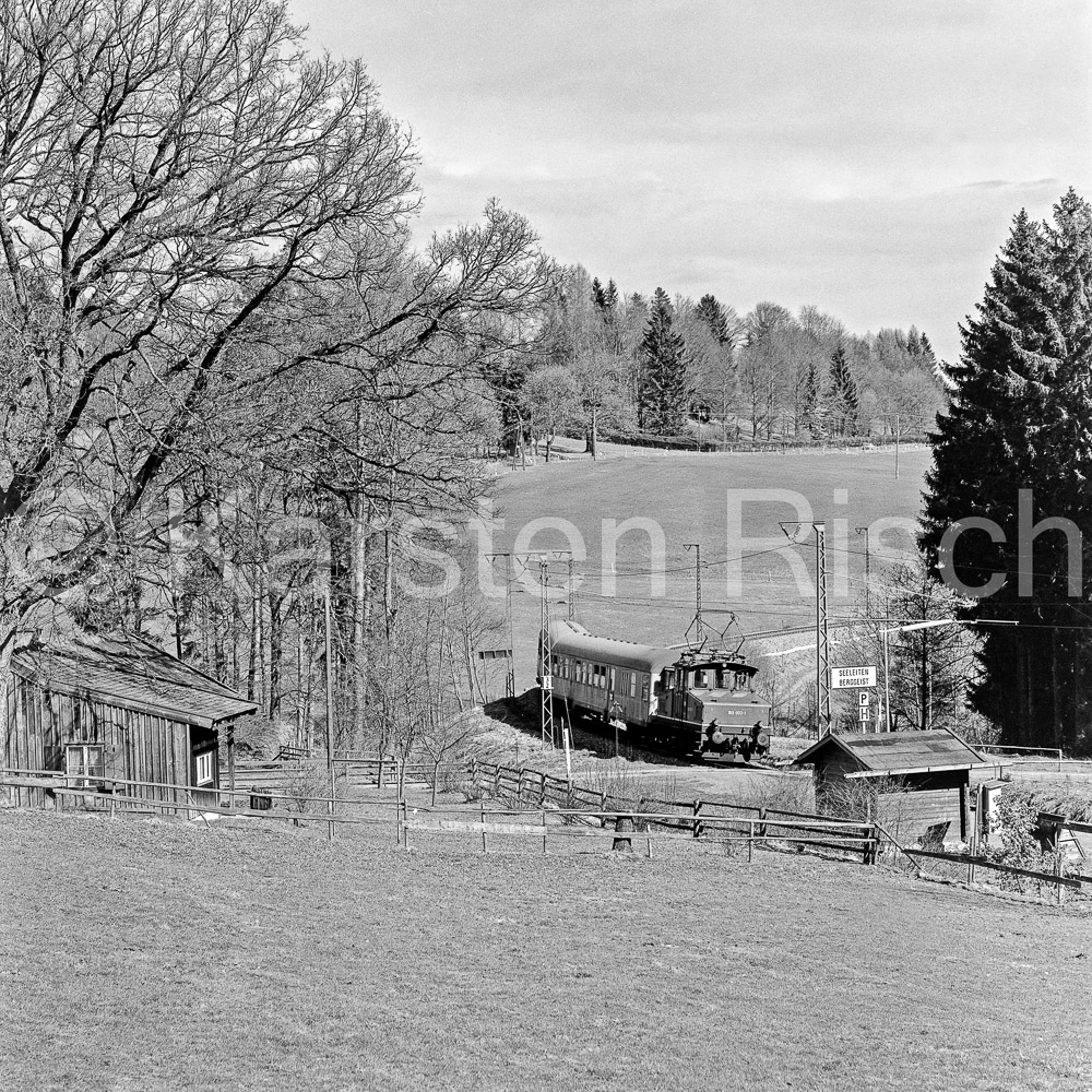 963 3,2 - 1979 28_KR96068