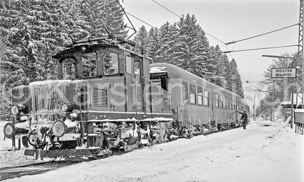 963 3,3 - 1979 198_KR29051