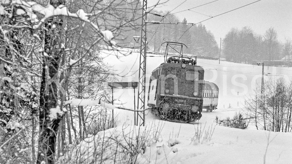 963 3,3 - 1980 11_KR39233