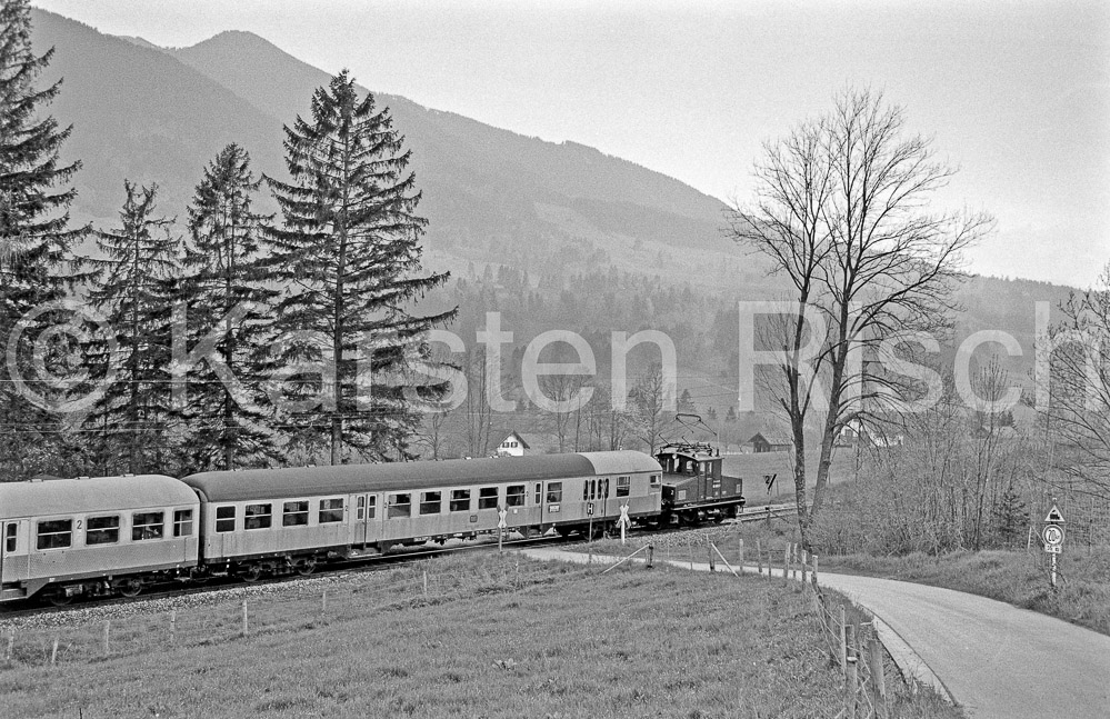 963 9,4 - 1980 46_KR60104