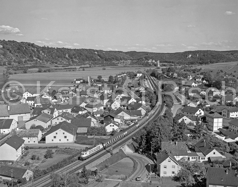 990  118,4 - 1983 26_KR35623