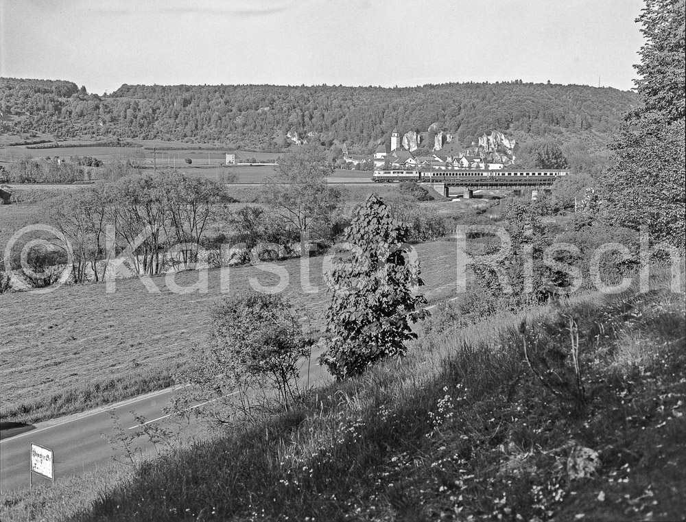 990 119 - 1983 26_KR35630