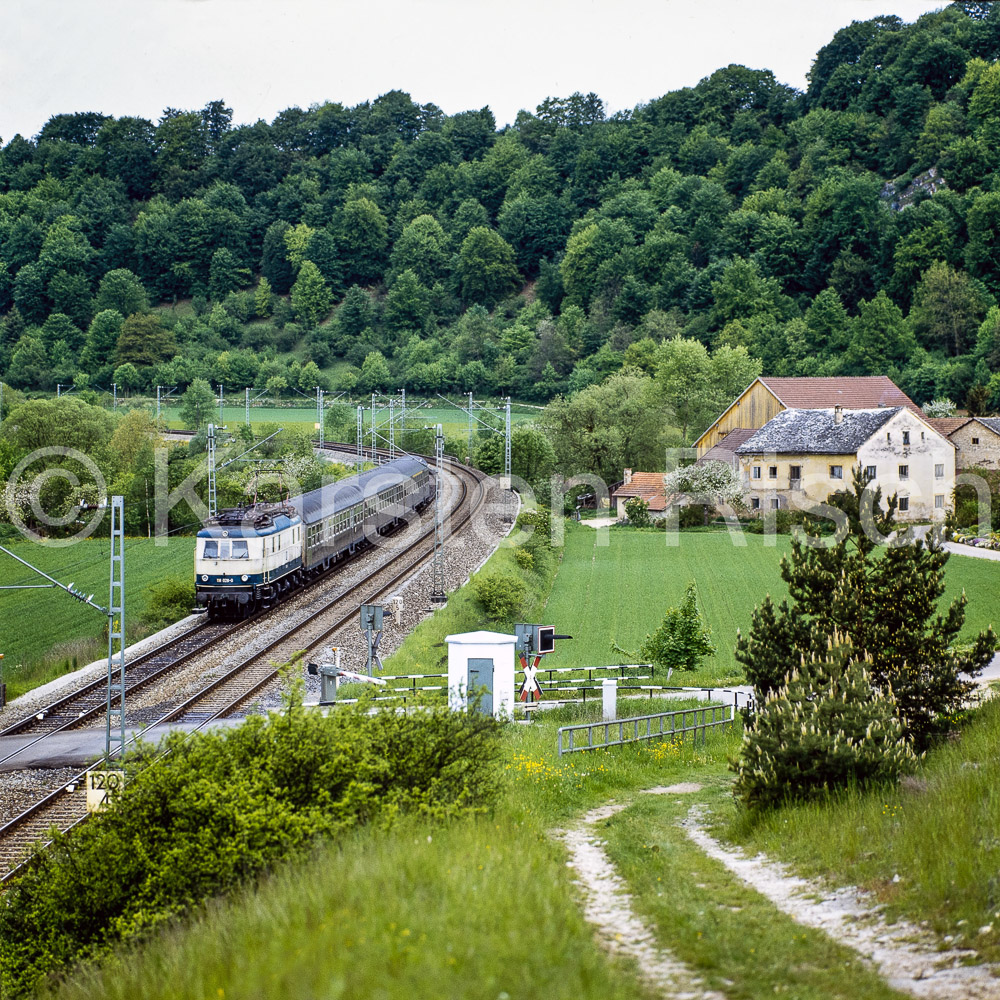 990 120,4 - 1983_KR33850