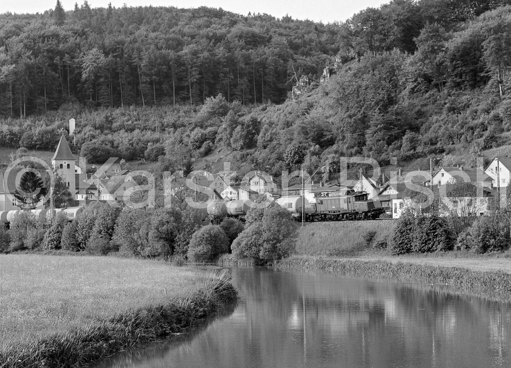 990 125,1 - 1983 23_KR35583