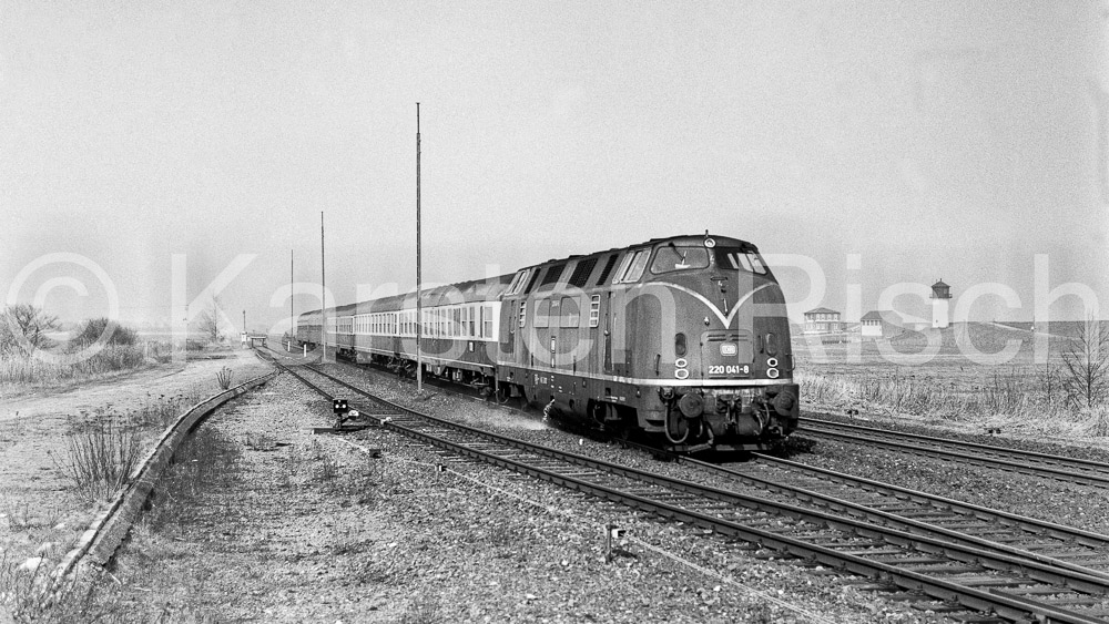 121 267,1 - 1982 26_KR94600