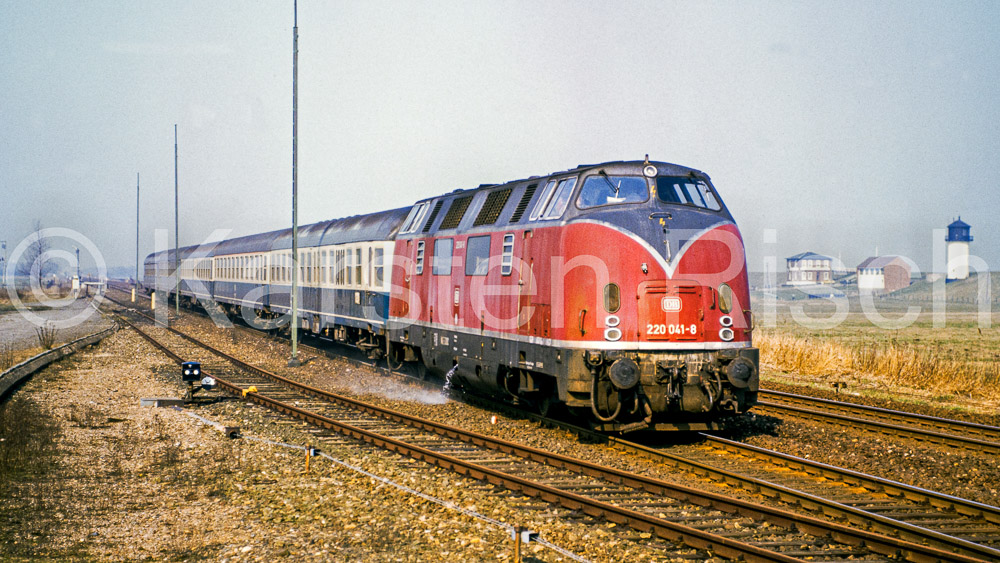 121 267,1 - _KR40050-2-Bearbeitet