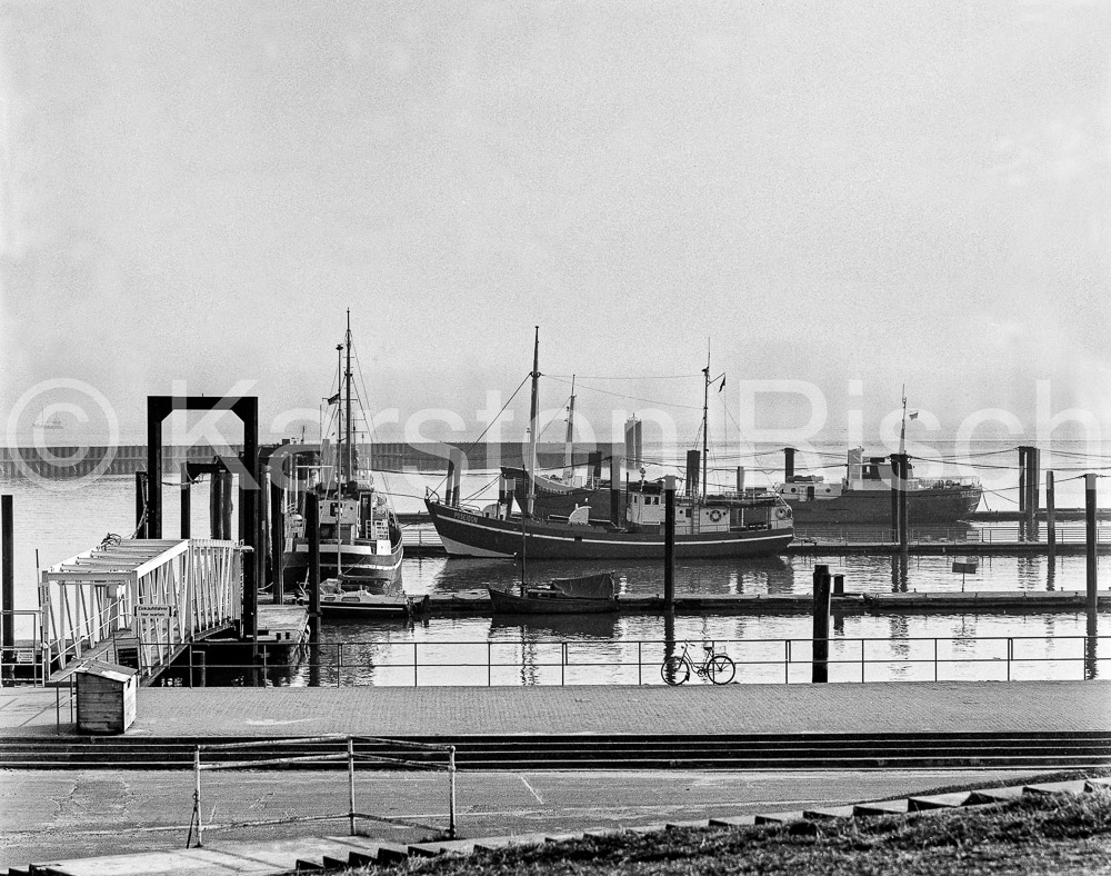 121 273,0 - 1982 26_KR94607