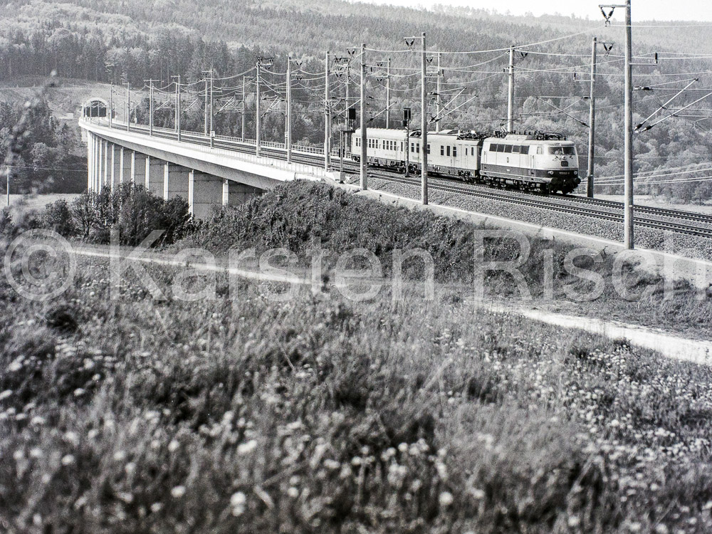 351 267,4 - 1988 02_KR88572