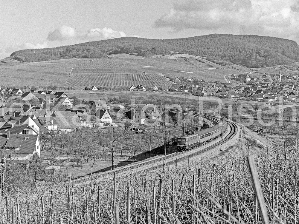 703 216,5 - 1975 85_KR60358