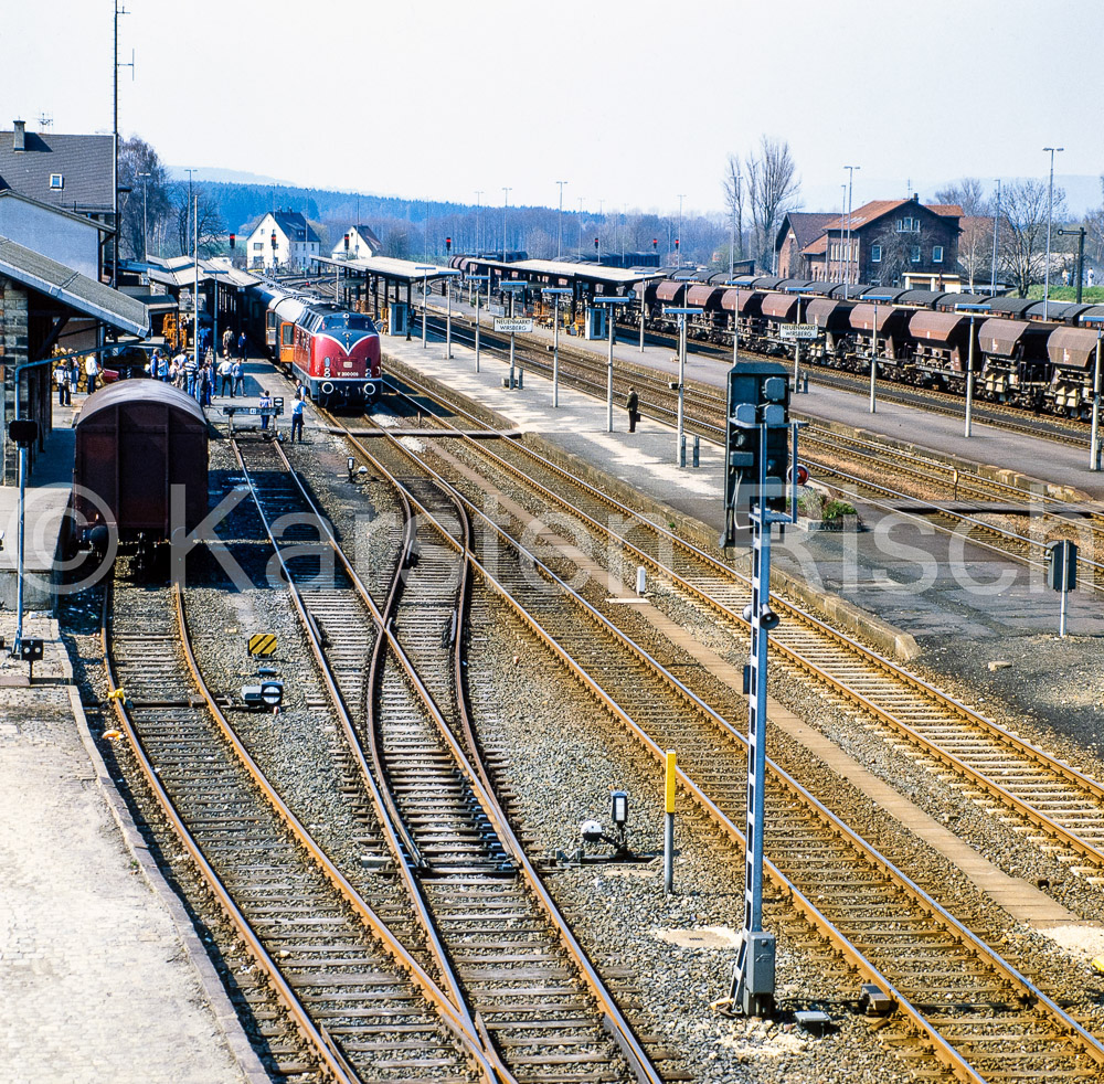 860 74,4 - 1984_KR64188