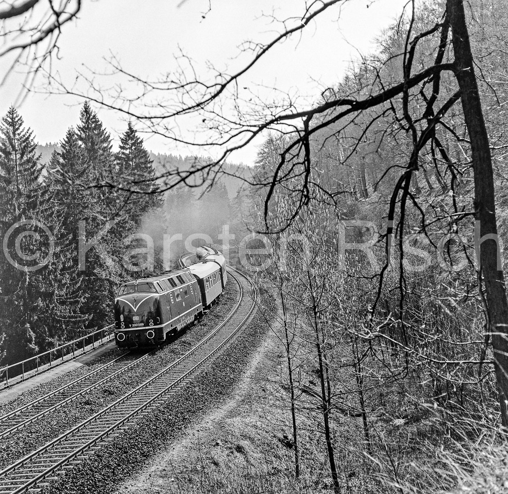 860 79,0 - 1984 05_KR46545