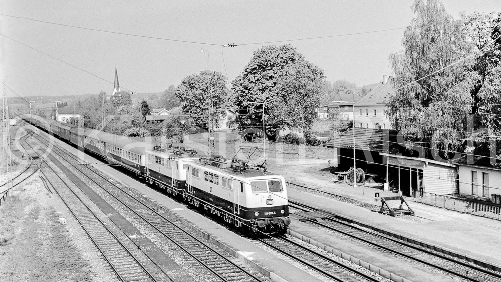 951 59,0 - 1978 121_KR04999