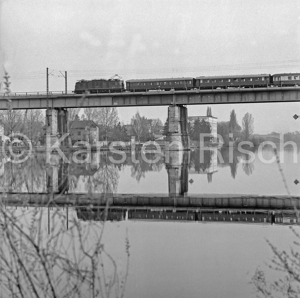 WO - 805 71,0 - 1984 13_KR46628