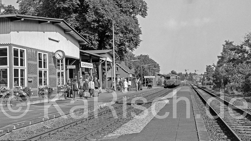 Heidebahn 123 105,4 -   _Eisenbahnstiftung - Foto- Karsten Risch - 1982 62_KR15148