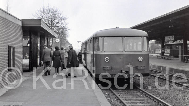 Heidebahn 123 88,1 -  Soltau, 1975 _Eisenbahnstiftung - Foto- Karsten Risch - 1975 115_KR80985