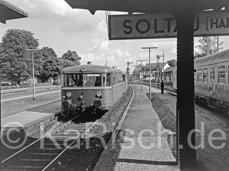 Heidebahn 123 88,1 -   _Eisenbahnstiftung - Foto- Karsten Risch - 1982 62_KR15144