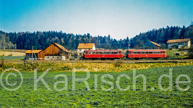Regensbg.-Falkenstein - 872 13,0 -   _Eisenbahnstiftung - Foto- Karsten Risch - 1984_KR64209-Bearbeitet