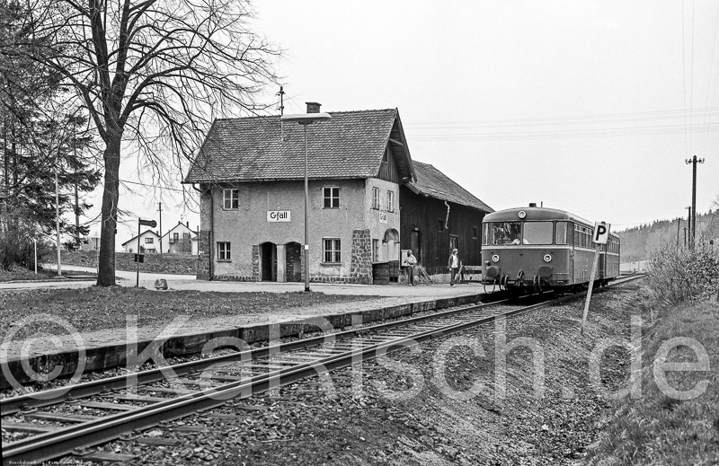 Regensbg.-Falkenstein - 872  30,2 -   _Eisenbahnstiftung - Foto- Karsten Risch - 1984 21_KR46727
